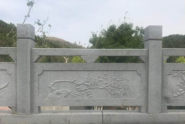 连江县大连花岗岩栏杆和青石栏杆哪个好